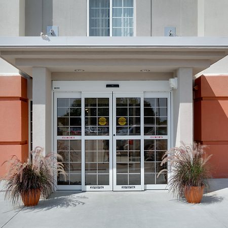 Candlewood Suites Salina By Ihg Exterior photo