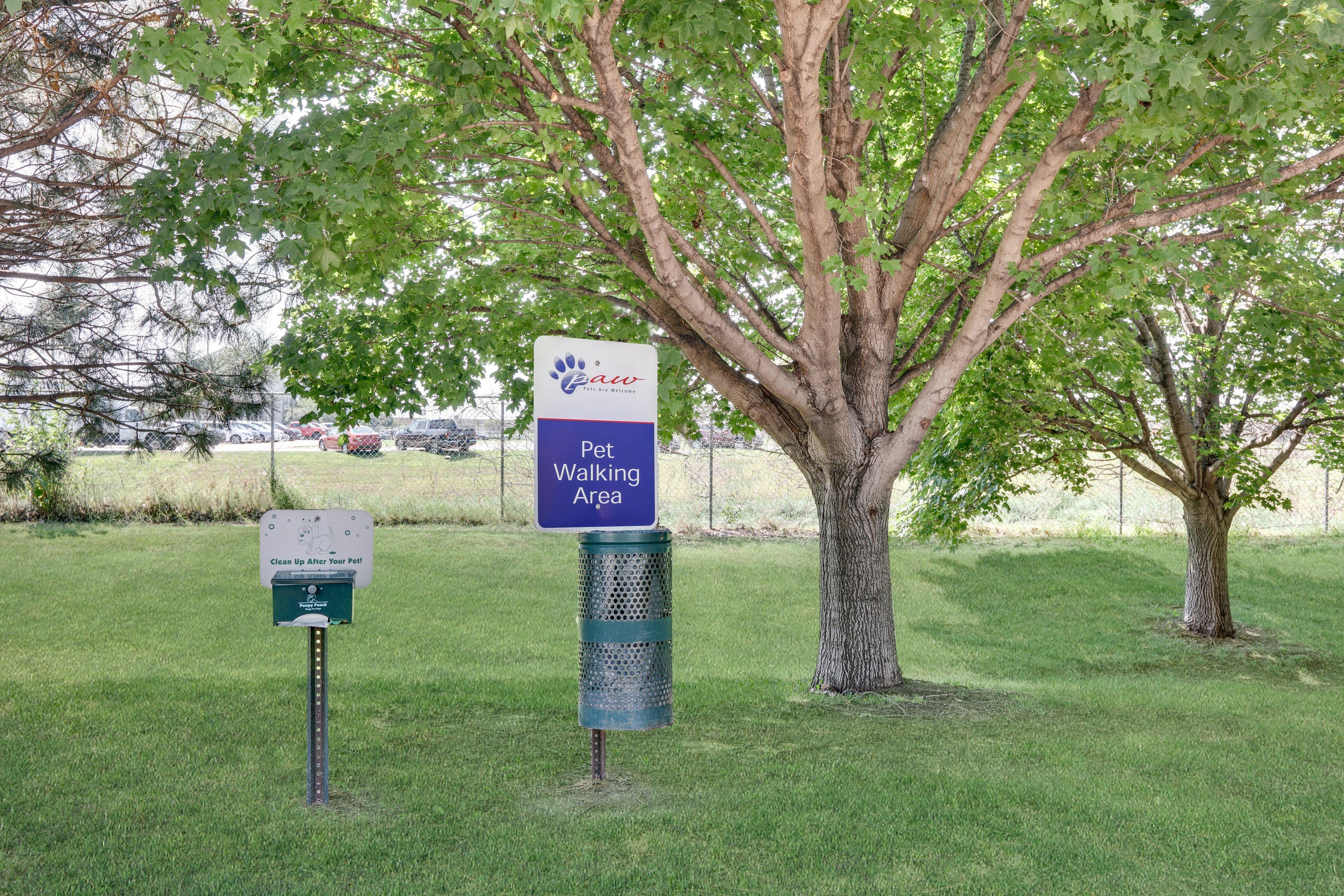 Candlewood Suites Salina By Ihg Exterior photo