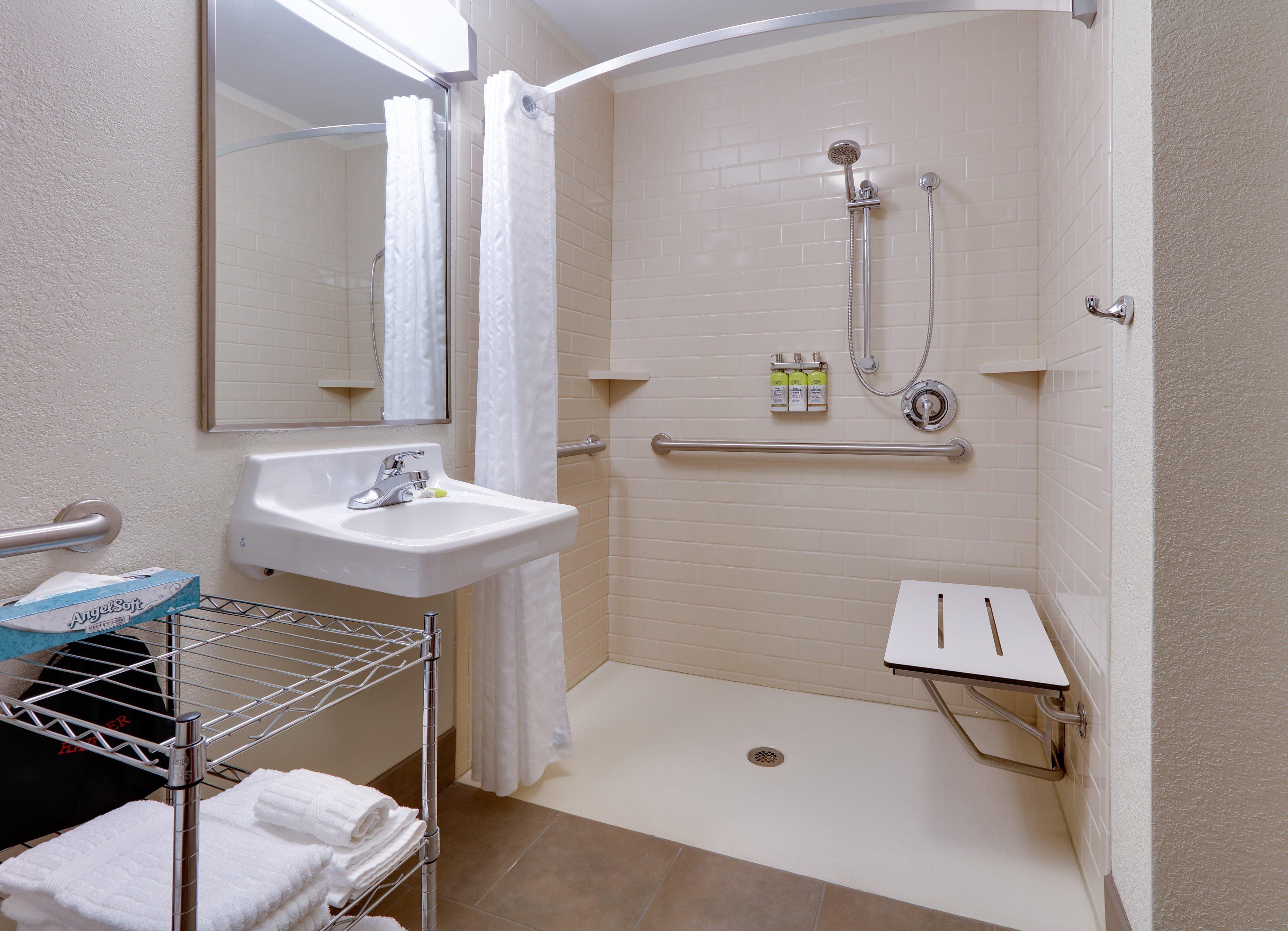 Candlewood Suites Salina By Ihg Exterior photo