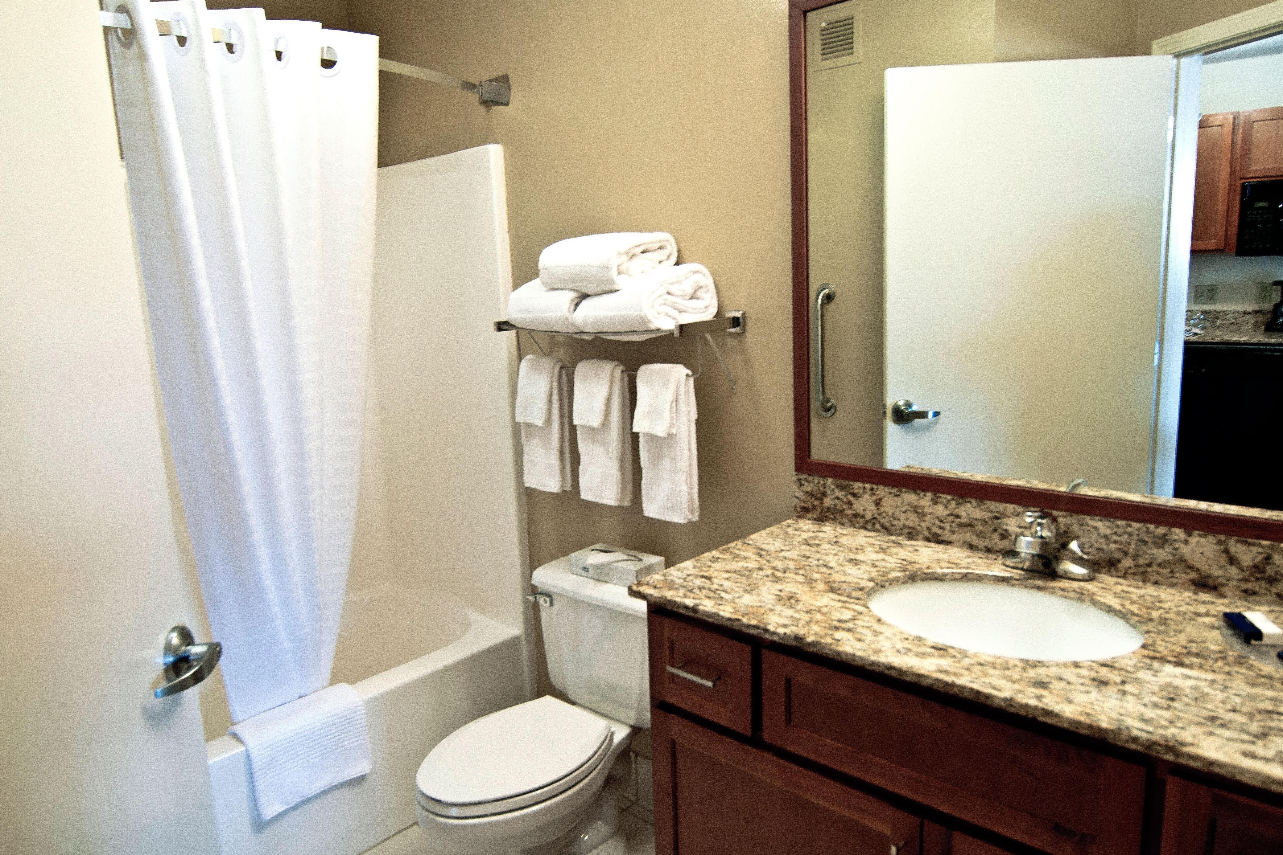 Candlewood Suites Salina By Ihg Exterior photo