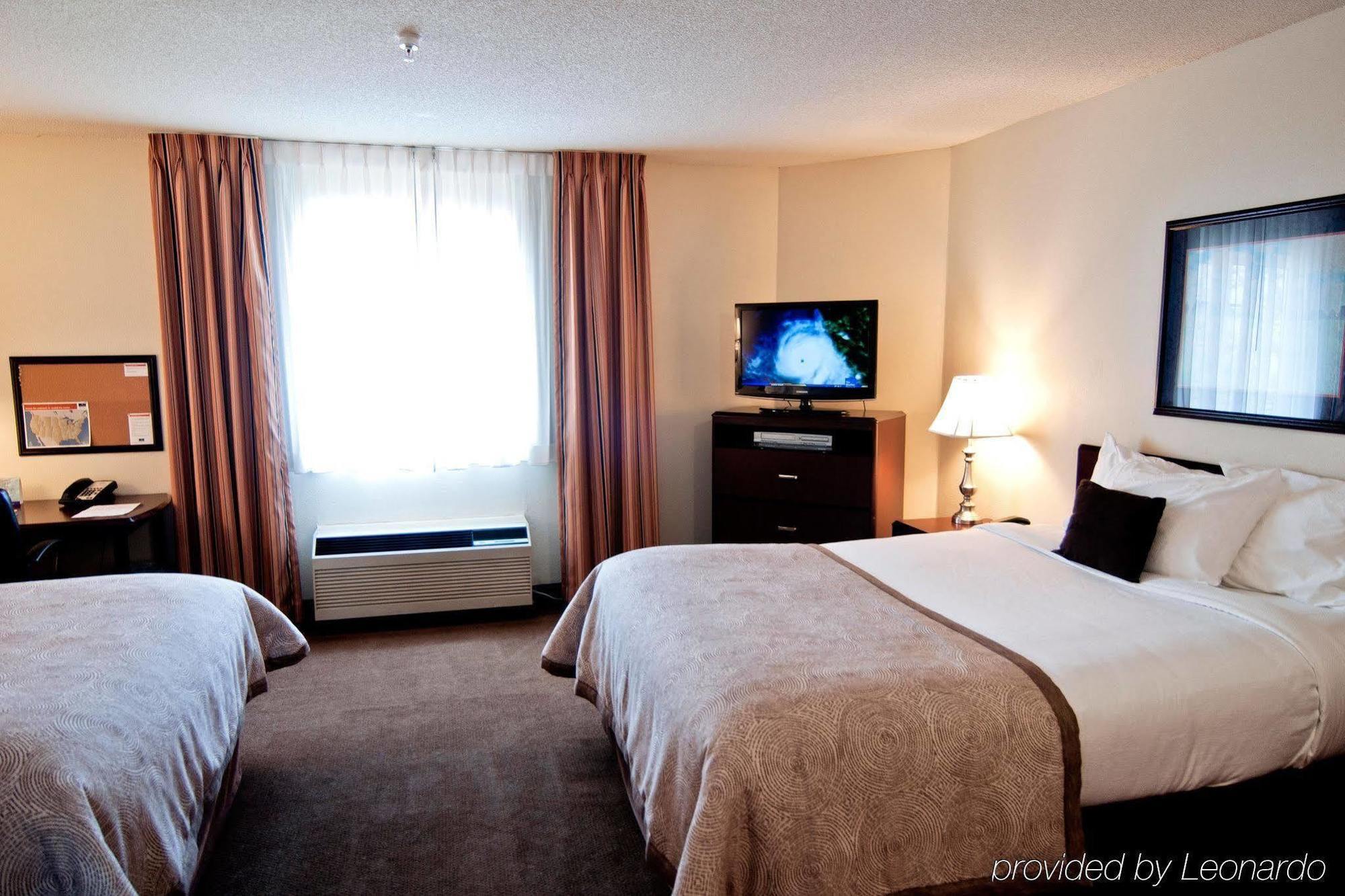 Candlewood Suites Salina By Ihg Exterior photo